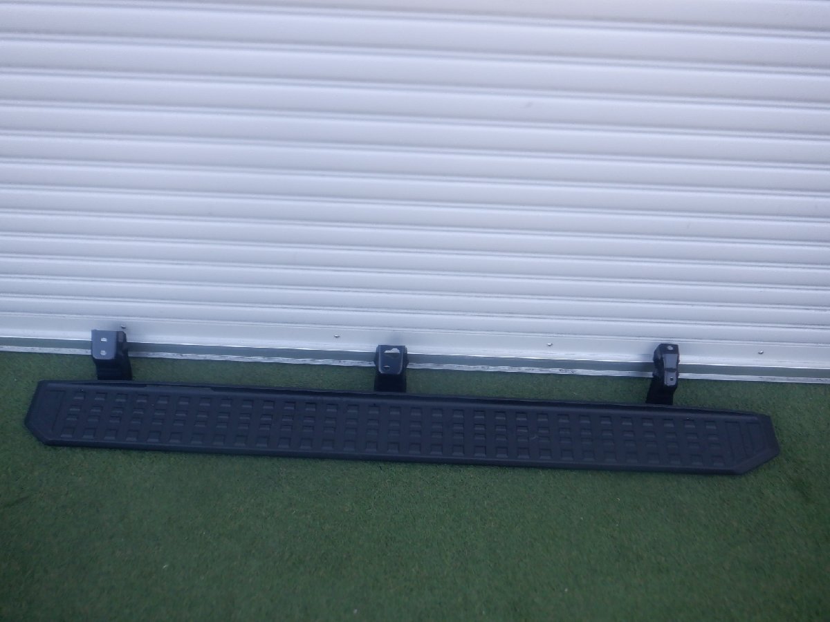 新車外し トヨタ純正 TRJ250W GDJ250W ランドクルーザー 250 ランクル サイドステップ ステップガード 右側 運転席 ステー付 51771-6A220拍卖