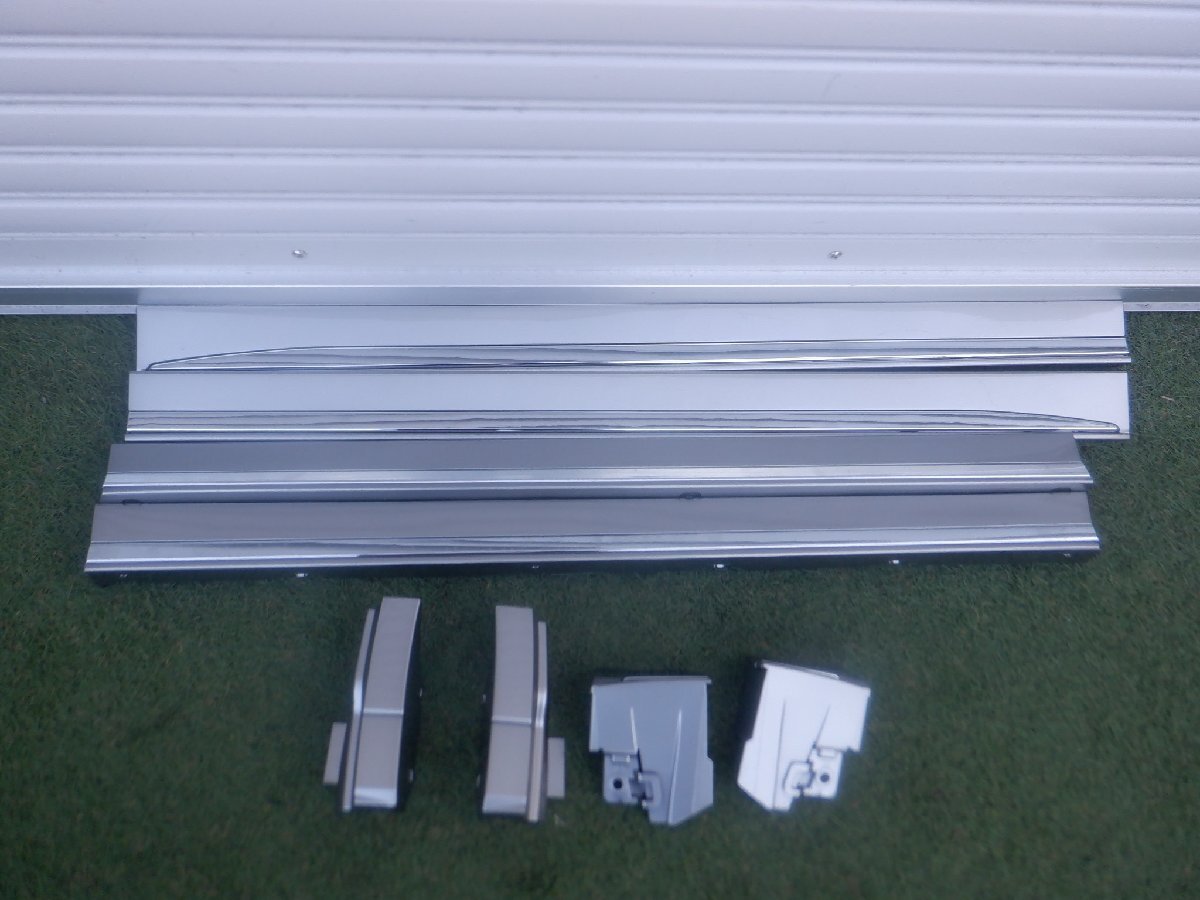 新車外し 純正 TAWH15W LM500H LM エグゼクティブ サイドステップ スカート ドアパネル 8ピース 76904-V2030 ソニックチタニウム1J7拍卖