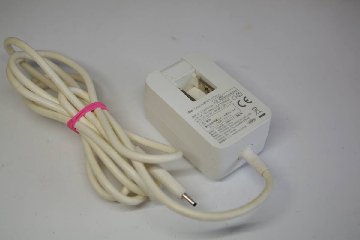 【au純正】 USB TypeC共通AC アダプタ01 KDDI 0601PQA ■JHC13拍卖
