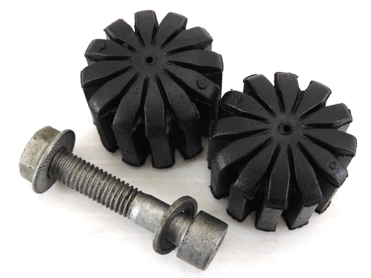 0【評価S】 BMW R1100RT 実動 純正 タンク 金具 マウント グロメット ゴム ブッシュ ラバー拍卖