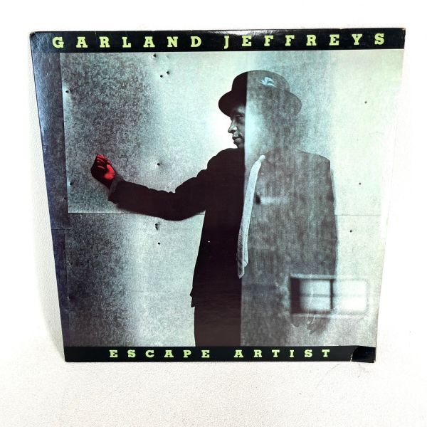 【輸入盤】GARLAMD JEFFREYS ESCAPE ARTIST JE36983 ガーランド・ジェフリーズ エスケイプ・アーティスト US ORIGNAL LP レコード 現状品拍卖