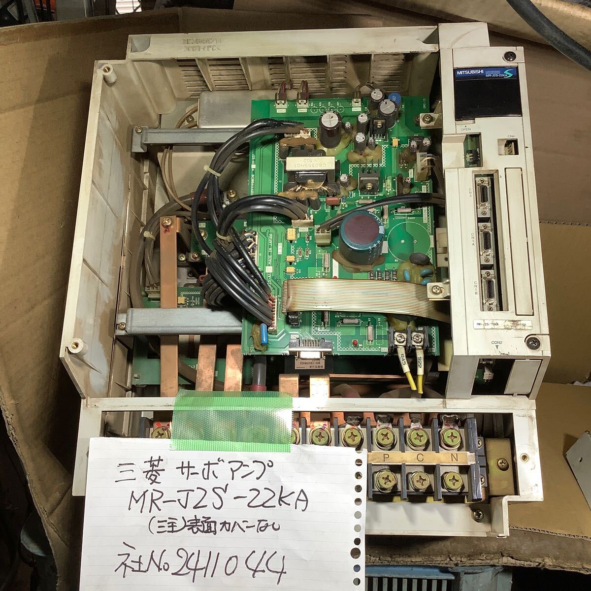 三菱サーボアンプMRーJ2Sー22KA中古品現状渡し品です。注意)正面カバー無しです。拍卖