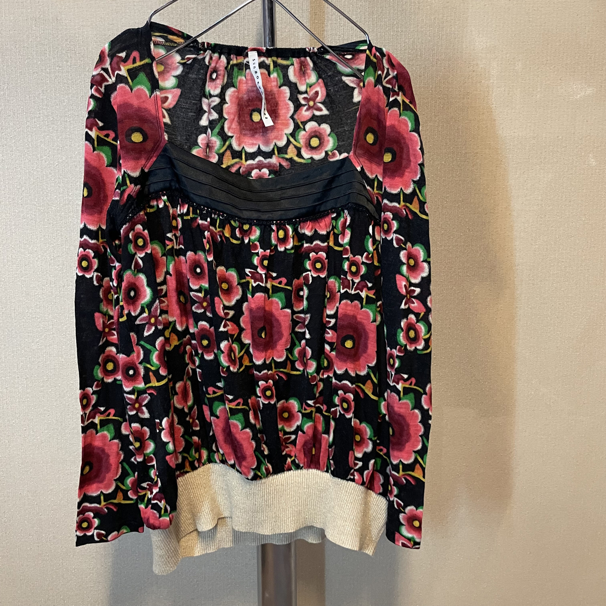 sunaokuwahara スナオクワハラ スクエアネック かわいい花柄 トップス Mサイズ拍卖