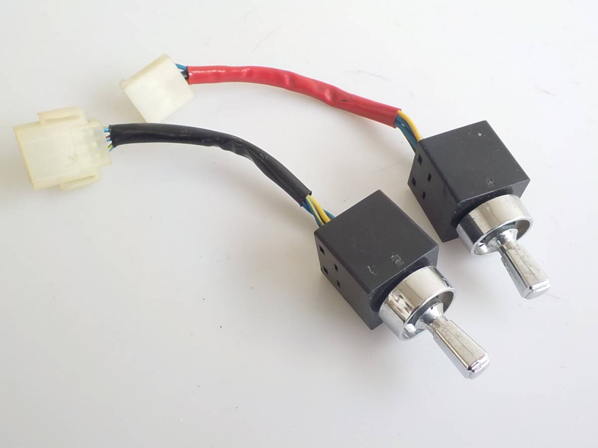 旧車 日産 スカイライン ジャパン 2ドア 電動ミラー スイッチ 2個拍卖