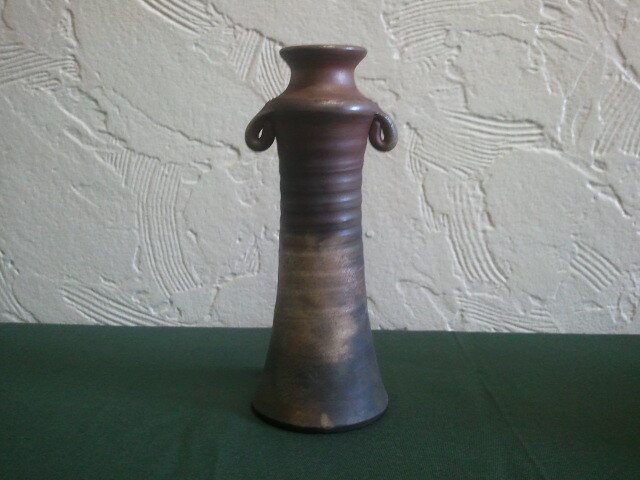 ☆☆【美術工芸・美術品】備前焼 五郎辺衛窯 双耳花入 一輪挿し/花瓶 伝統工芸 花器 飾り花瓶 インテリア 陶磁器拍卖