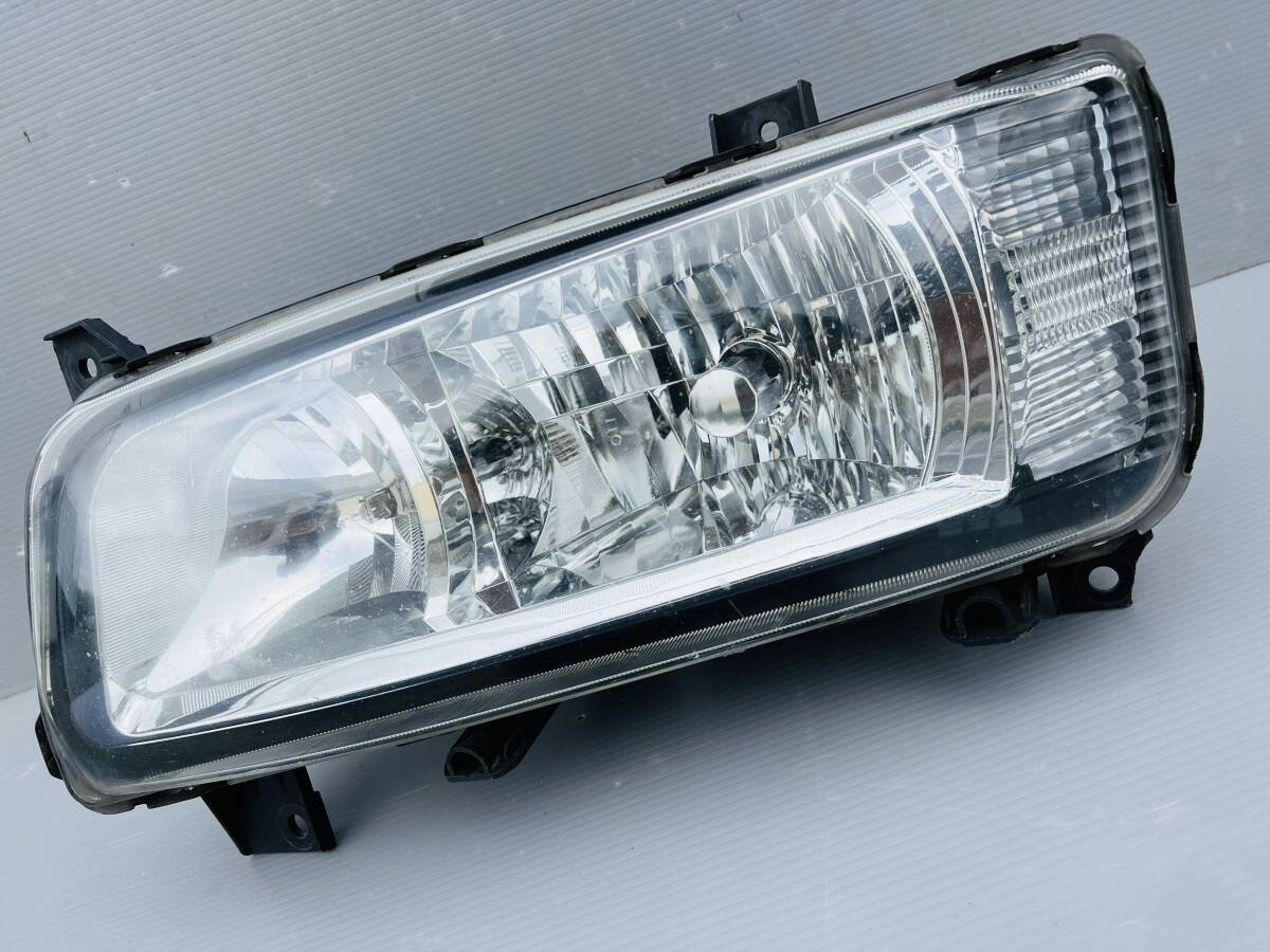 1B030 三菱ふそう スーパーグレート QKG-FS54VZ ヘッドライト 左 左側 KOITO 100-87909 HID バラスト バーナー セット 点灯確認済み 9拍卖