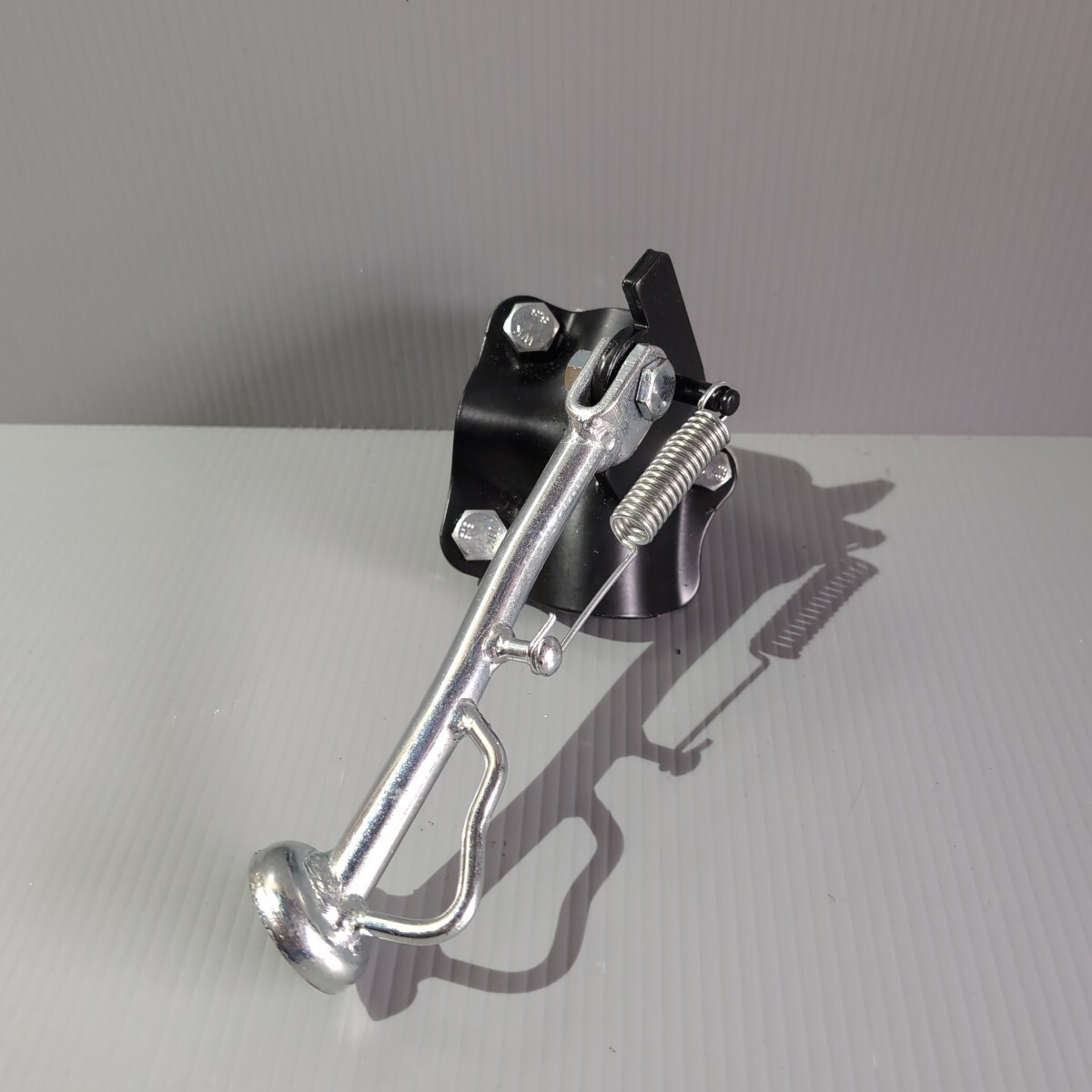 a12 バイク用 サイドスタンド 中古品 送料込み ライブディオZX ライブディオ メーカー不明拍卖