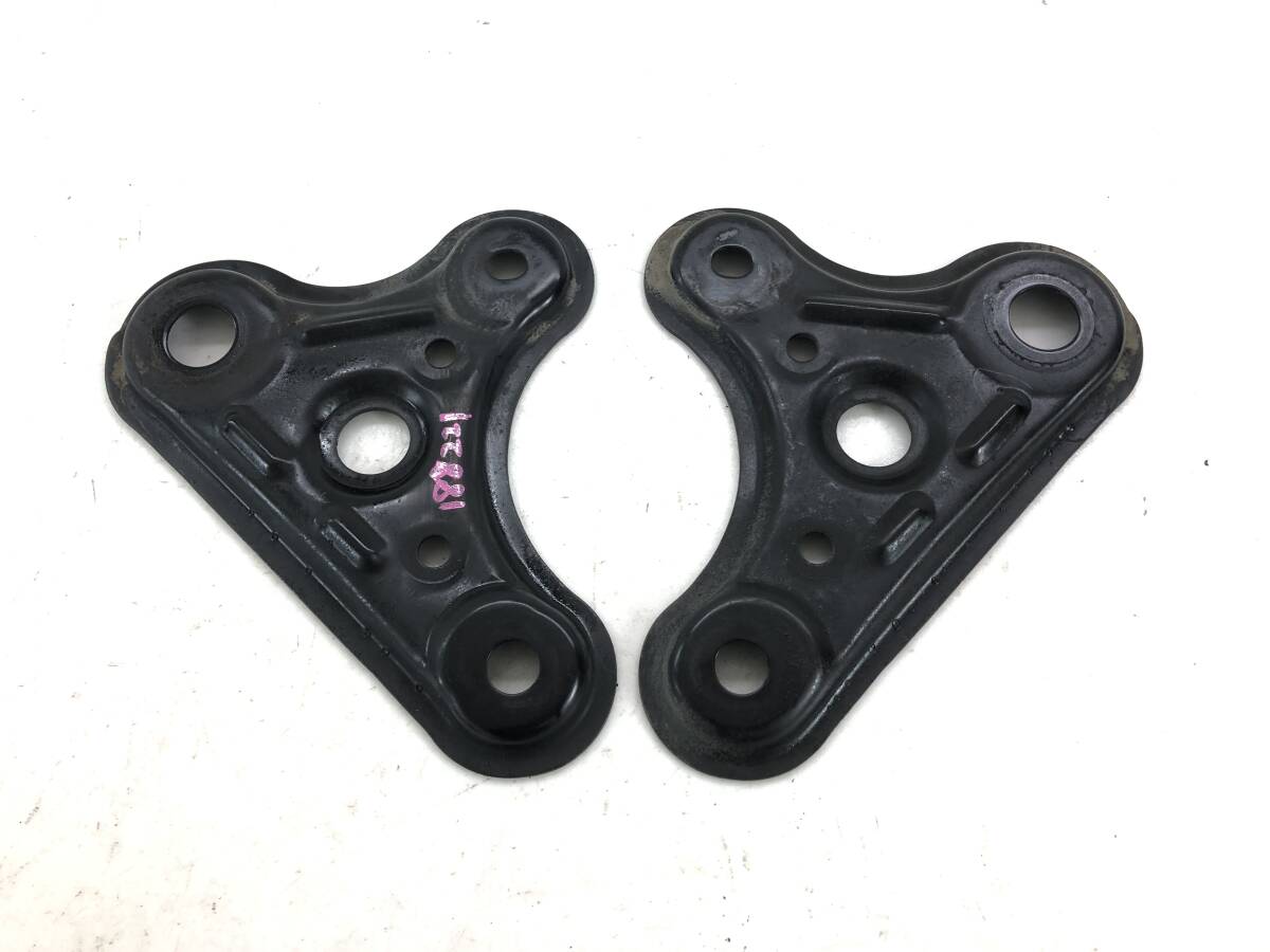 _b188221 トヨタ マークⅡ 2.0 グランデ GX100 サスペンションメンバー ブラケット ステー フロント JZX100 JZX105 GX105 チェイサー拍卖