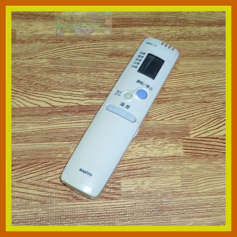 Z71 ★変色少ない極美品★送料無料★安心の不良返品保証付★即決★匿名&スピード発送★SANYO サンヨー★エアコンリモコン★RCS-AU2拍卖