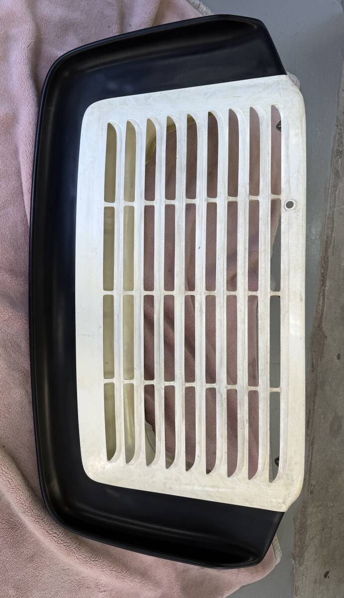 PORSCHE(ポルシェ) 911 turbo(78~89年式)純正リアスポイラー 製造中止の貴重な未使用品拍卖