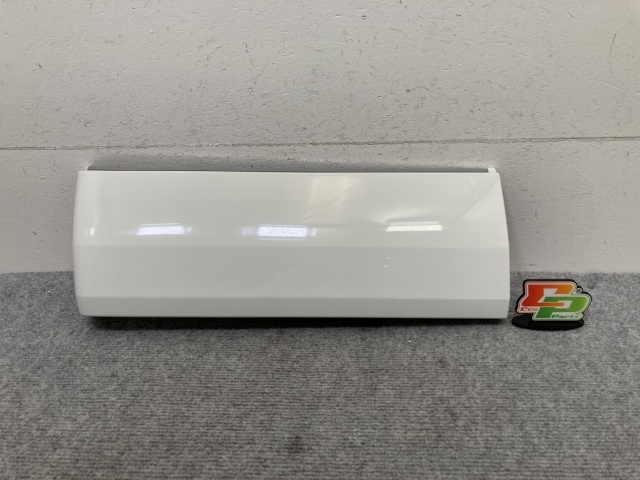 新車取り外し!フォワード 5代目/2007- 純正 右 リア フェンダー フルキャブ用 ホワイト ソリッド いすゞ(138885)拍卖