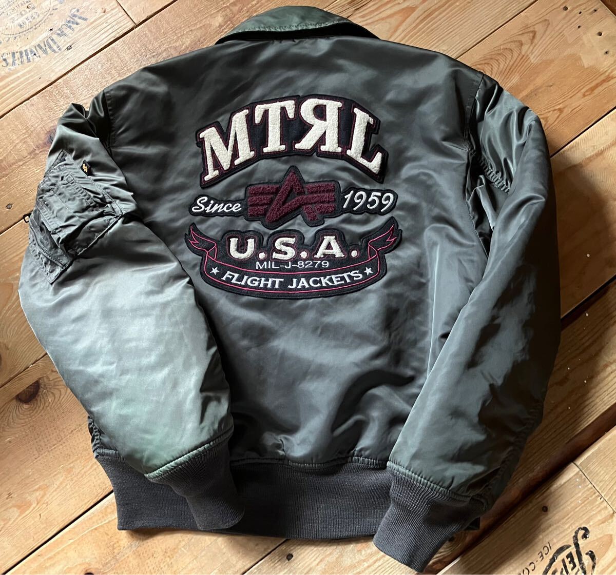 秋冬 レア★マテリアルガー×alpha★ma-1★MA-1 アーミー USエアフォース★米軍★空軍 ミリタリー ワーク★USAF★アメカジ防寒★裏地カーキ拍卖