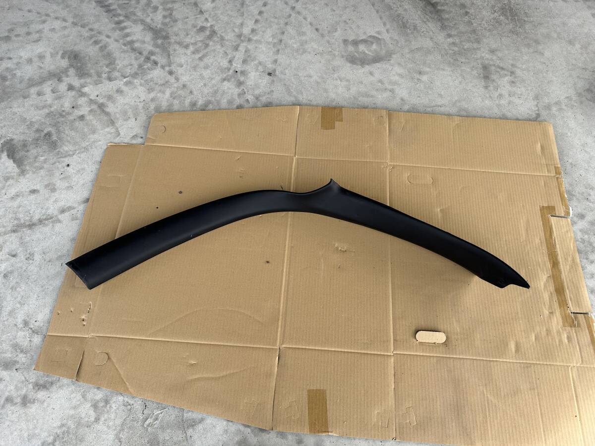 PORSCHE ポルシェ 996 GT3 2000年式モデル 純正 Aピラー トリム 内張り 左 996.555.181.04 996.555.181.05拍卖