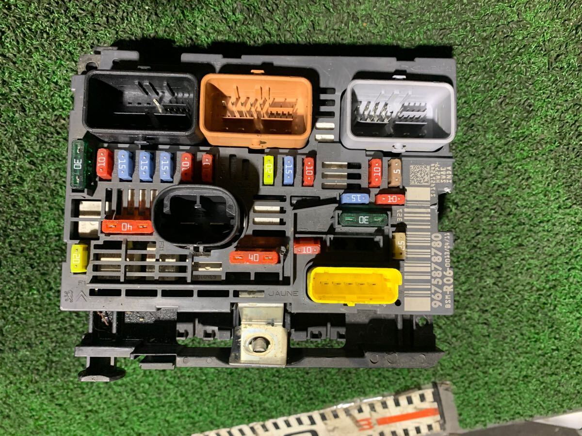 ヒューズボックス プジョー 308 ②拍卖