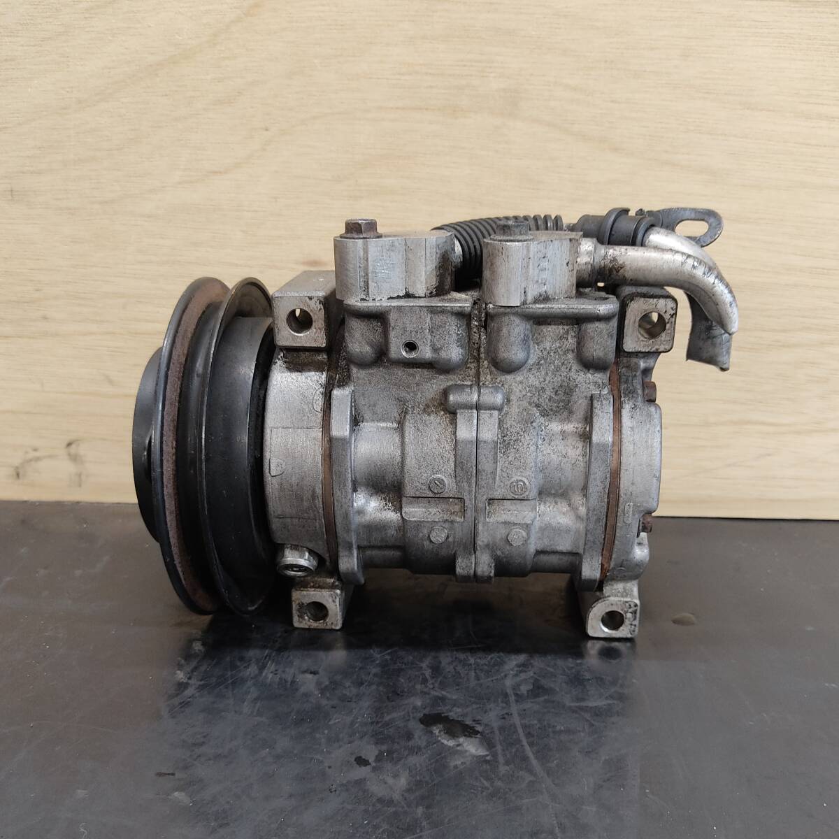 Y3736-2411 トヨエース XZU645 A/Cコンプレッサー ダイナ デュトロ H27年(2015)3月 エアコン 作動確認済【当日発送】拍卖