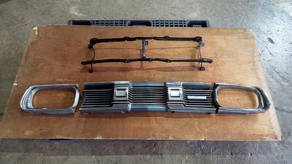 希少レア! 日産 230 セドリック ヘッドライト グリル ラジエーター グロリア 330 331 ハコスカ ケンメリ L型 街道レーサー 旧車會 拍卖