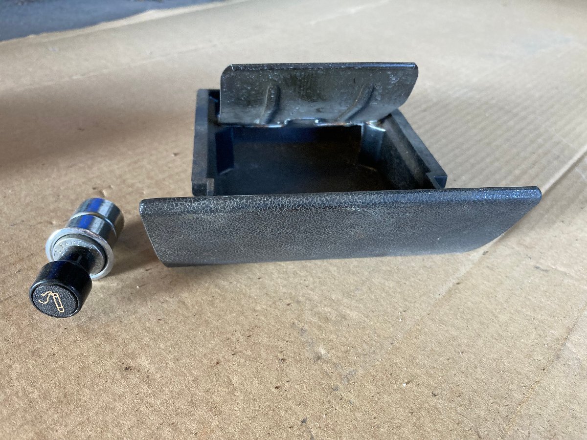 スカイライン ハコスカ KGC10 灰皿 ハコスカ用 シガーライター 箱スカ L20 KPGC10, GT GTR,GT-X Y2箱拍卖