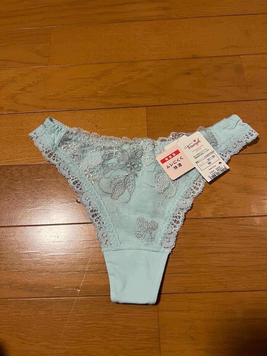 triumph トリンプ 天使のプラ TショーツTR450ストリング 水色 新品未使用です。M Tショーツ拍卖