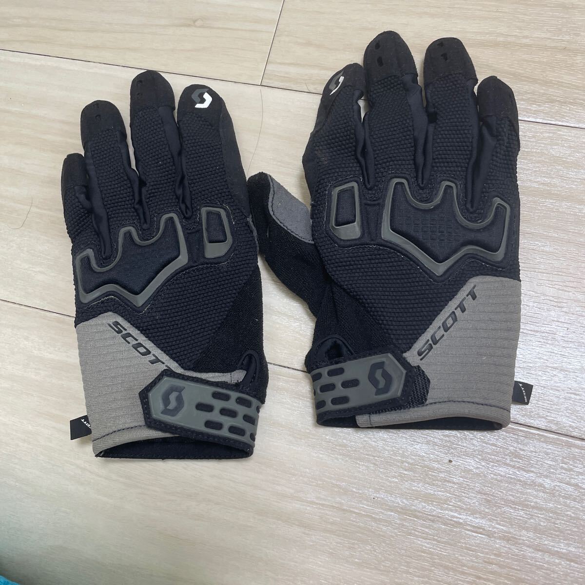 美品 スコット サイクル ロング グローブ ブラック サイズM マウンテンバイク 冬用グローブ拍卖