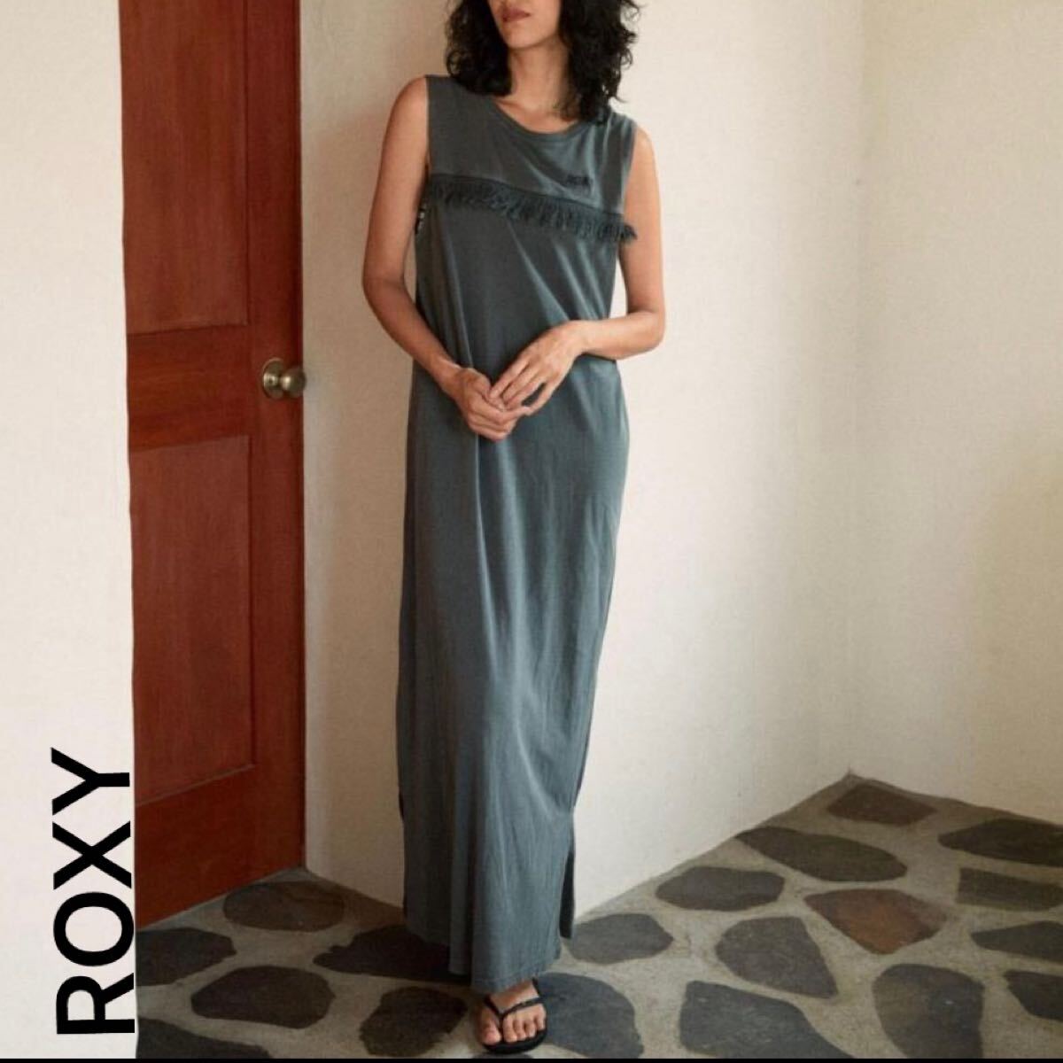 ROXY ロングワンピース ノースリーブ フリンジ ブラック レディースMサイズ 美品 ロングスカート ロキシー ドレス スリット拍卖