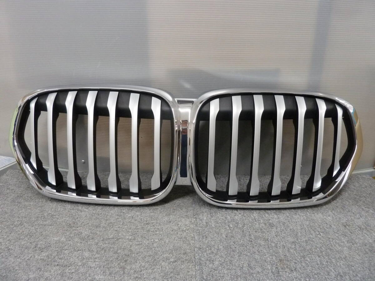 ●●2210-O12L BMW F48 F49 X1 LCI 後期 純正 フロントグリル 5113 185178-1 美品 良品!拍卖