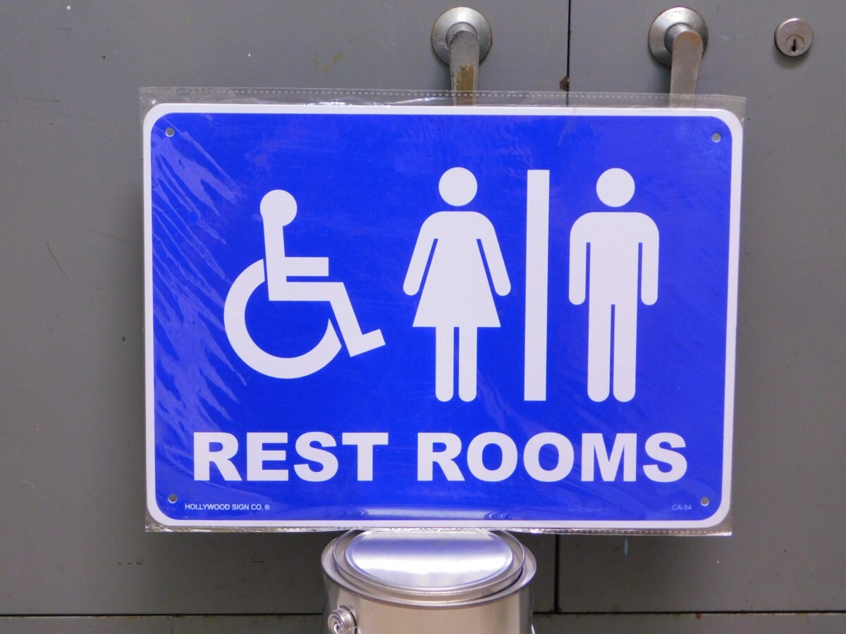 サインプレート CA-54 《REST ROOM/お手洗い》 トイレ ガレージ 看板 アメリカ サインボード 拍卖
