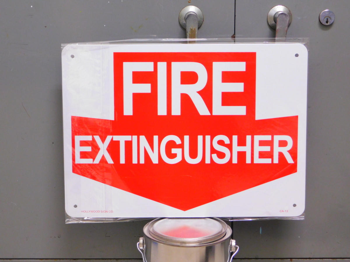 サインプレート CA-13《消火器》 ガレージ 看板 サインボード アメリカ拍卖
