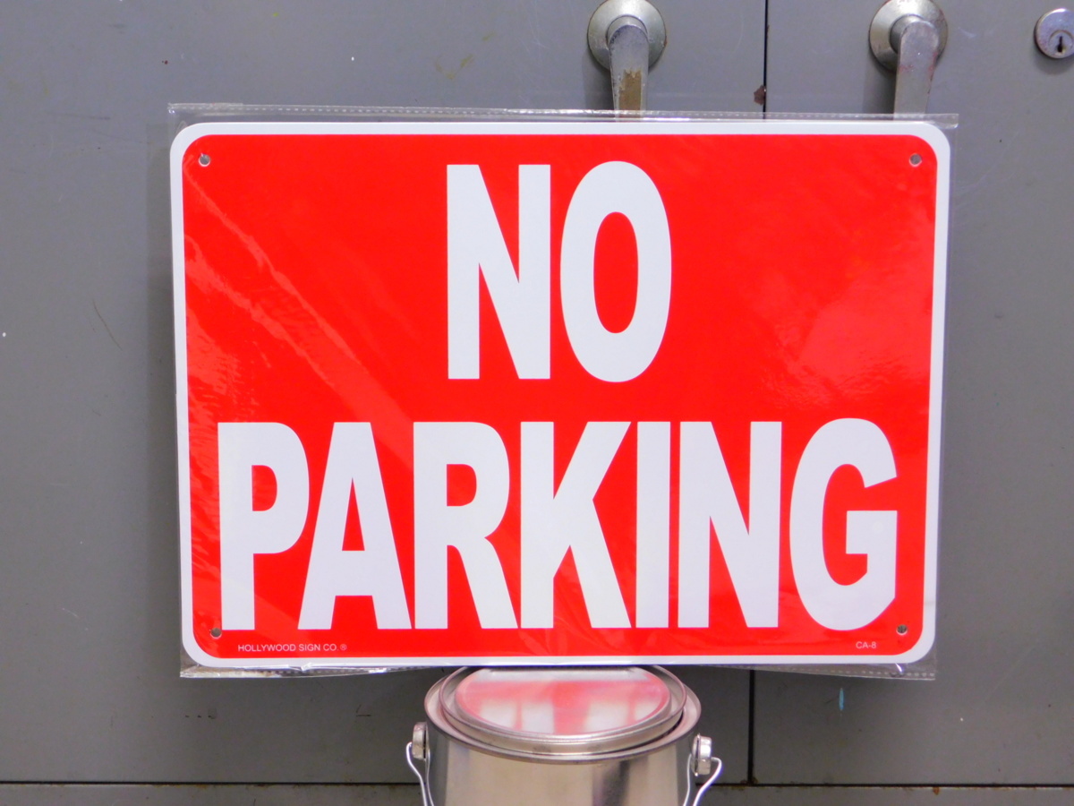 サインプレート CA-8 《駐車禁止》 NO PARKING ガレージ 看板 サインボード アメリカ拍卖