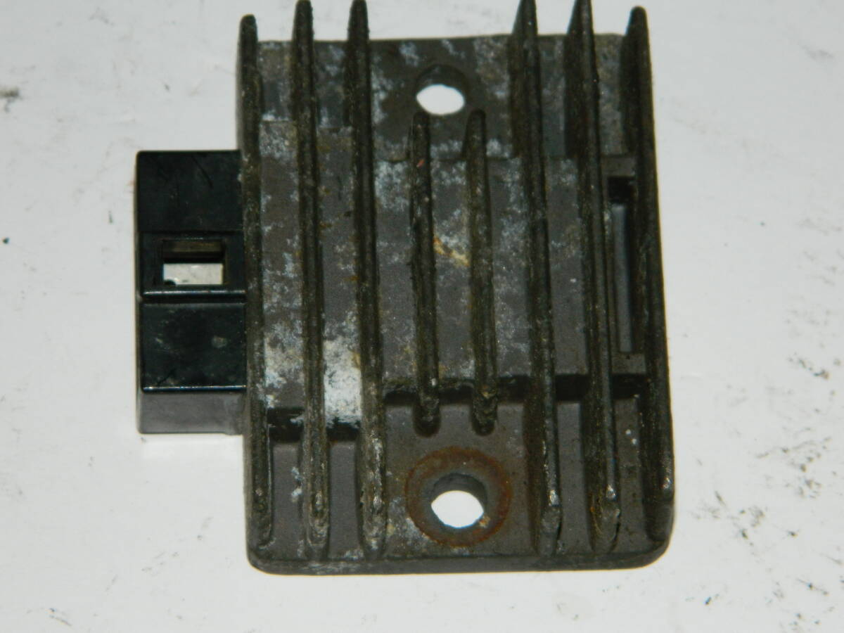 41104 KMX200 レギュレーター MX200A拍卖