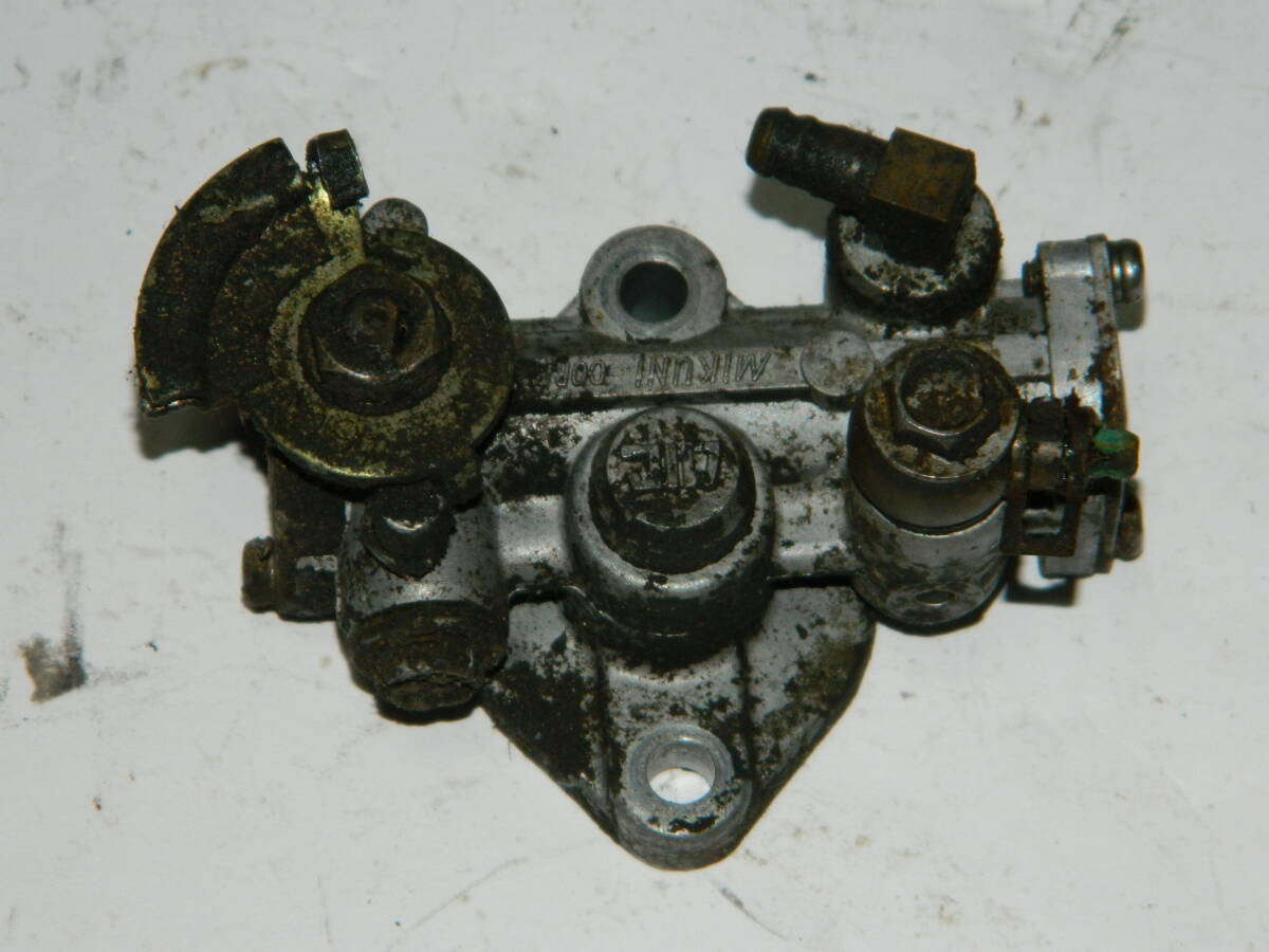 41110 KMX200 2ストロークオイルポンプ MX200A拍卖