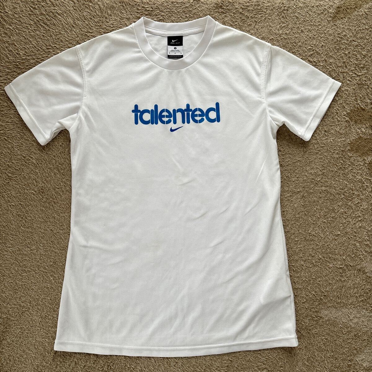 NIKEナイキ ドライフィット Tシャツ Mサイズ拍卖