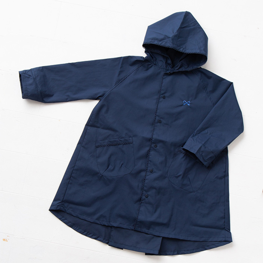 ☆ コン ☆ 130cm ☆ POMPKINS リボン刺繍レインコート ポプキンズ POMPKINS レインコート キッズ リボン 刺繍 雨合羽 合羽 カッパ拍卖