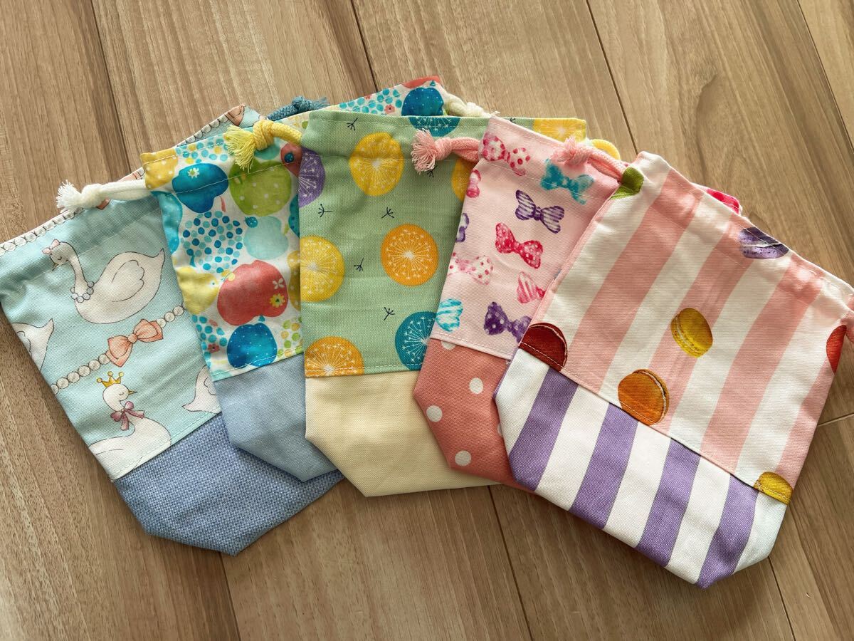 ●ハンドメイド●スワン*りんご*たんぽぽ*リボン *マカロン コップ袋 5枚組拍卖