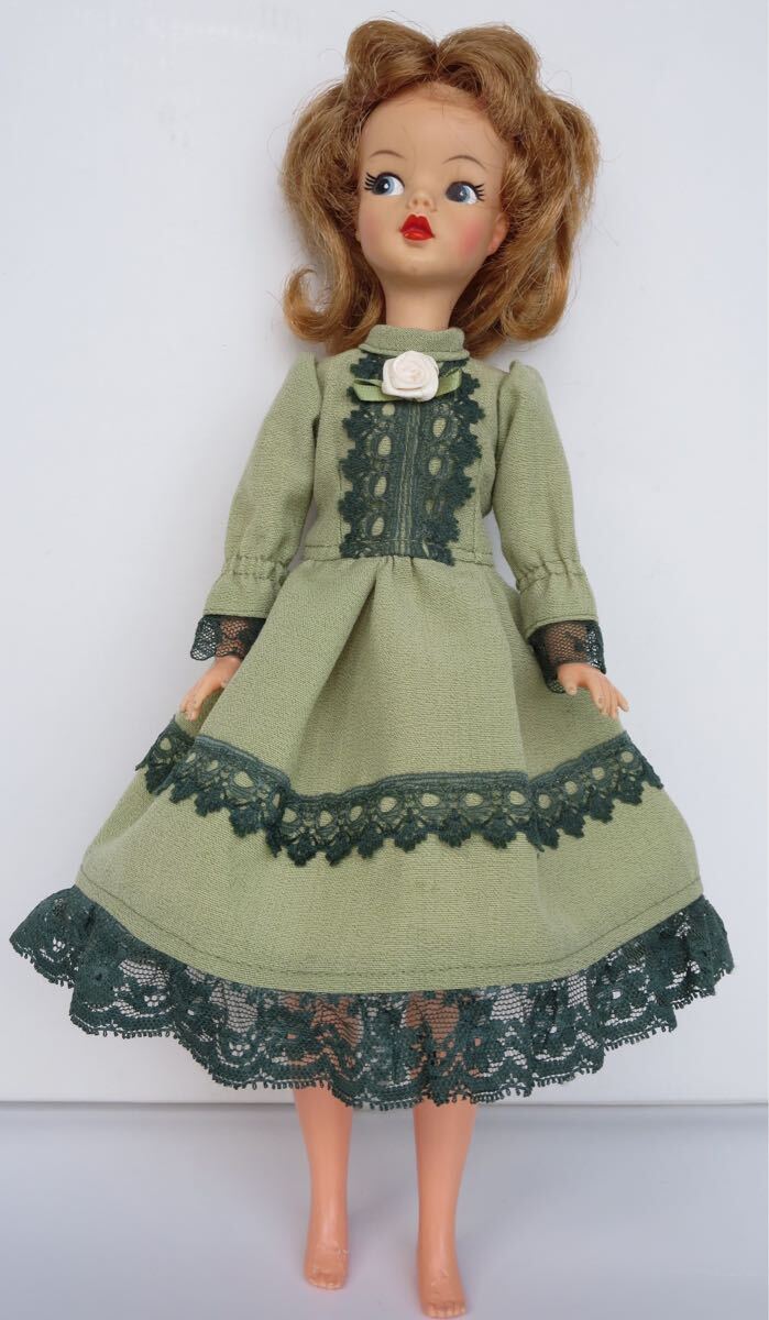 ●ハンドメイド●タミーちゃんサイズ ウールドレス 緑系拍卖