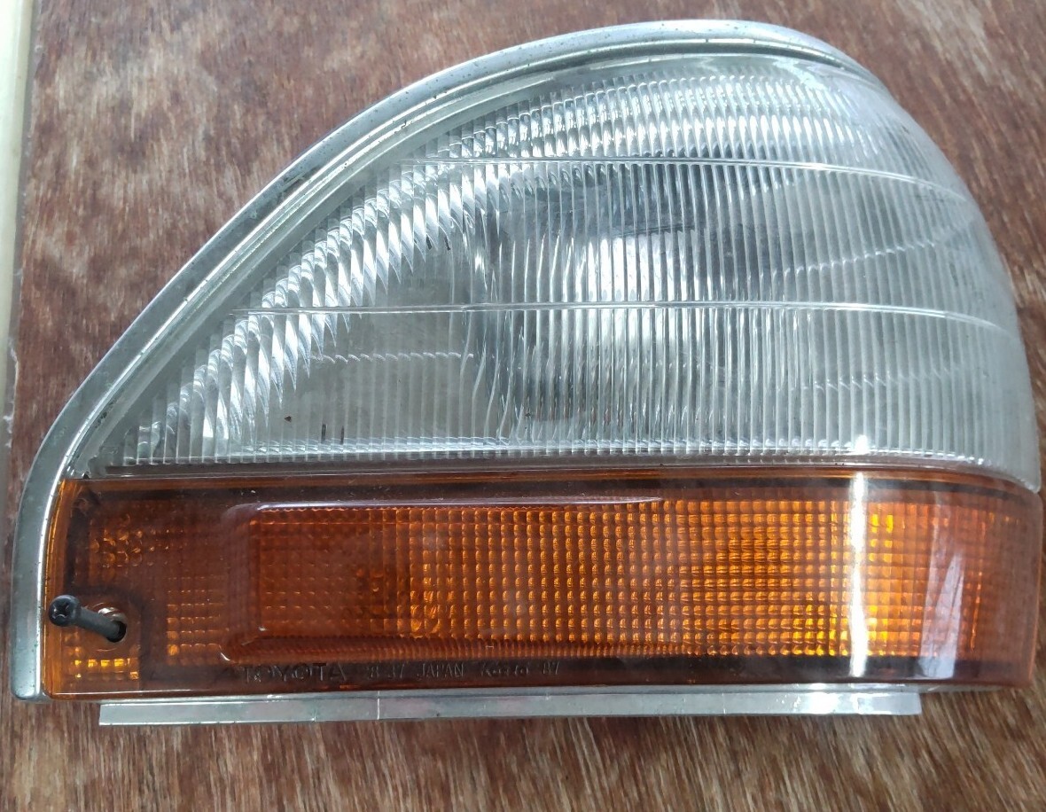 トヨタ タウンエース 右コーナーランプ コイト 28-37 CR30拍卖