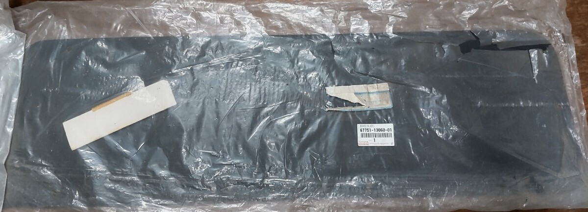 67751-13060-01 ボード バックドア トリム ブラック トヨタ 黒 未使用拍卖