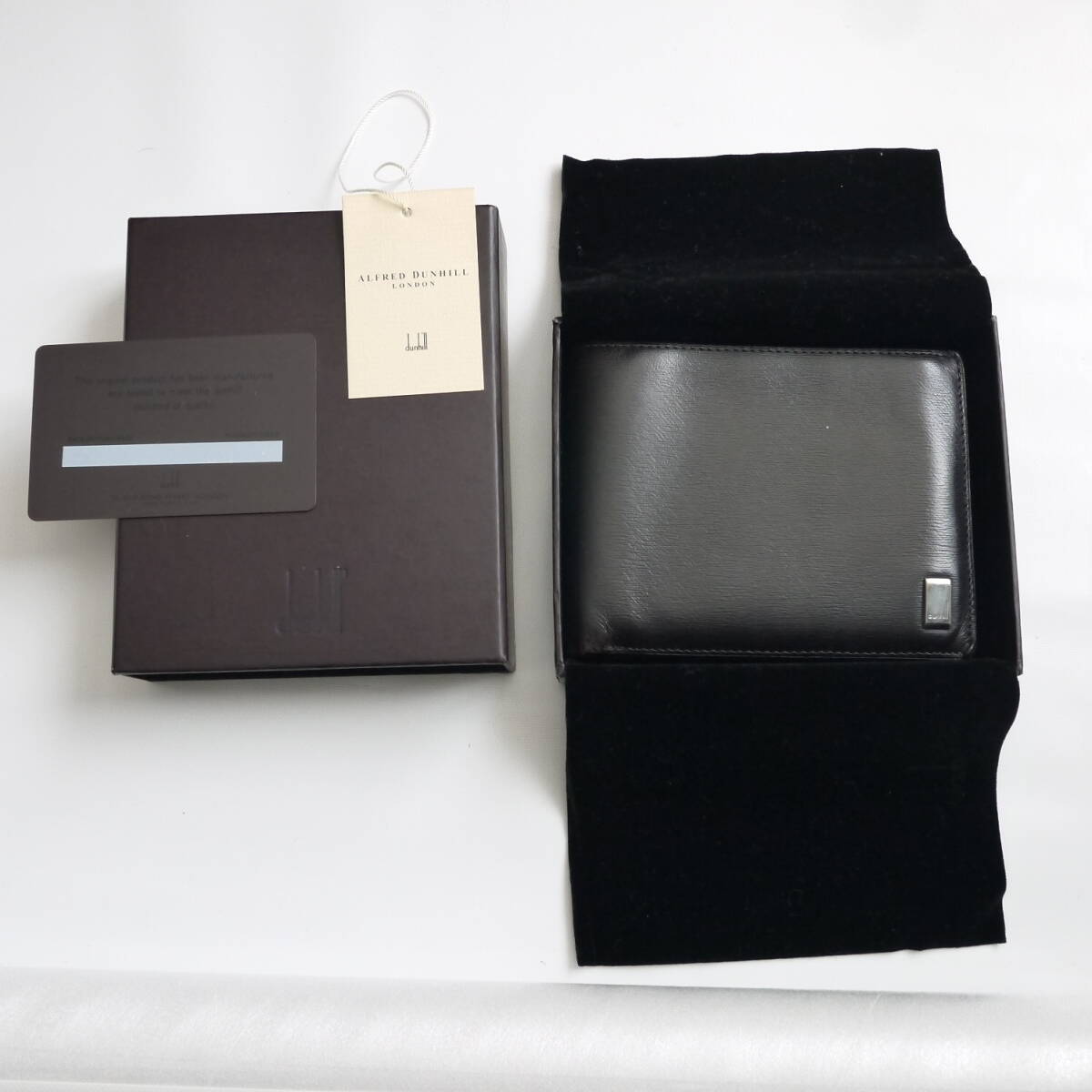 $ 美品 $ ◆ dunhill ◆ ダンヒル ◆ 牛革 本革 レザー・ 2つ折り 財布 札入れ カード入れ ◆ ロゴプレート付き◆ ブラック 黒 ◆ 送料無料拍卖