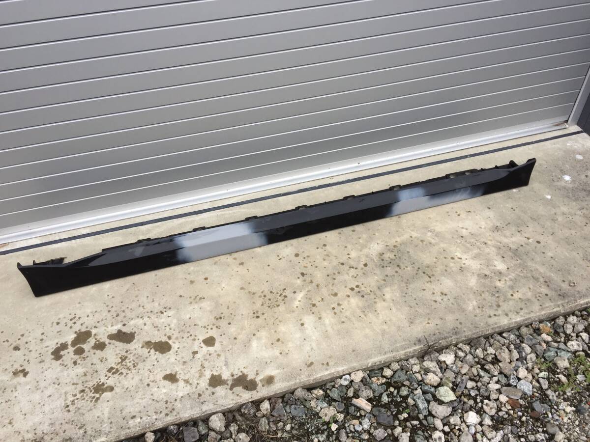 トヨタ QNC20 QNC21 bB 純正 サイドステップ 右側 黒 75805-B1020拍卖