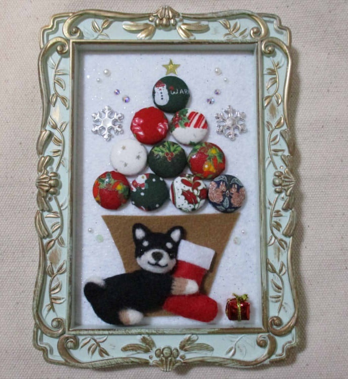 * 羊毛フェルト 黒柴 クリスマスツリー フレーム 犬 ぬいぐるみ 豆柴 柴犬 仔犬 ミニチュア フィギュア 置物 額飾り インテリア 雑貨拍卖