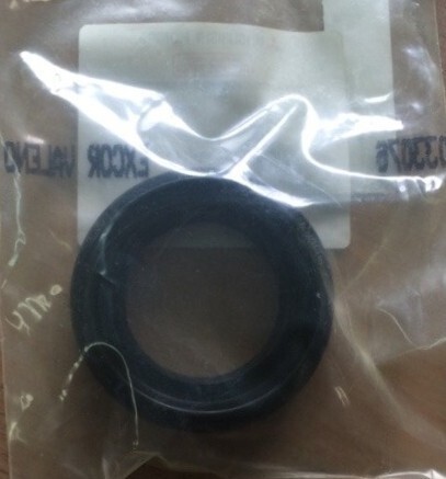 新品 純正品 MITSUBISHI 三菱 ミッションオイルシール フロント コルト コルト プラス Z23A Z27AG拍卖