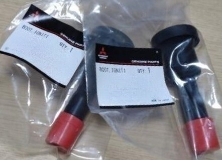 新品 純正品 MITSUBISHI 三菱 イグニッションブーツ ランサー ランサーセディア CT9A CT9W拍卖