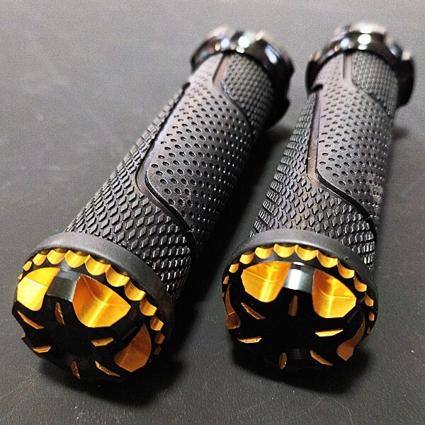 KSR50 KSR80 KSR110 KLX125 KDX125 KDX200SR KDX220/SR KDX250 Dトラッカー 汎用 ラバー グリップ アルミ ハンドル バーエンド 金拍卖