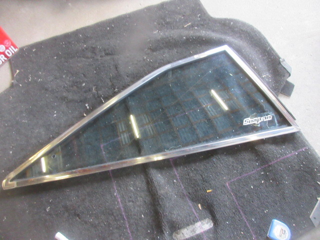 ★⑨R6A8079 PA96 117クーペ 純正右クォーターガラス 修理やストック等に拍卖