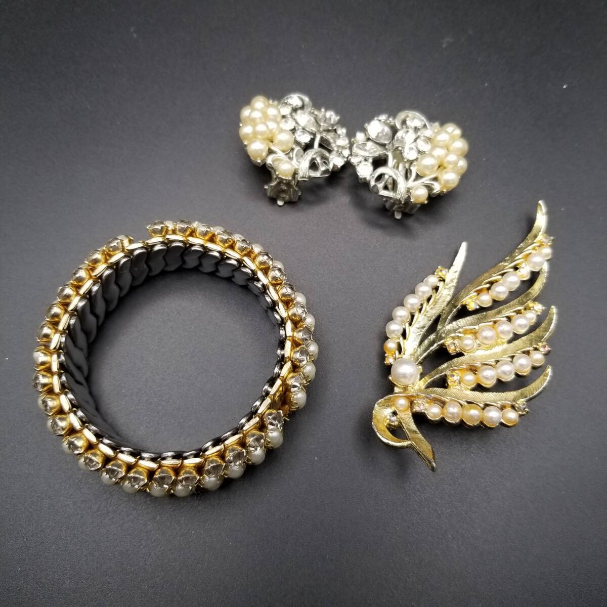 パール装飾 フラワー 花 ラインストーン 煌めき ヴィンテージ レトロ ブローチ ブレスレット ジャンクセット パーツ取り Y20-C拍卖