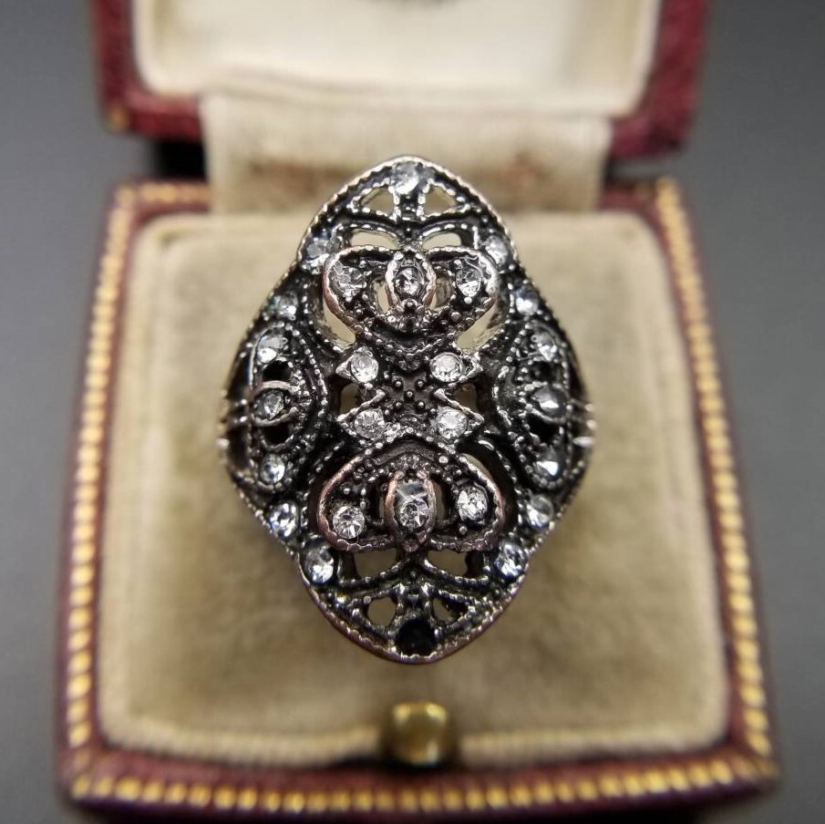 ラインストーン オープンワーク インパクト ヴィンテージ リング シルバートーン 指輪 レトロ ファッションジュエリー AMF②2拍卖