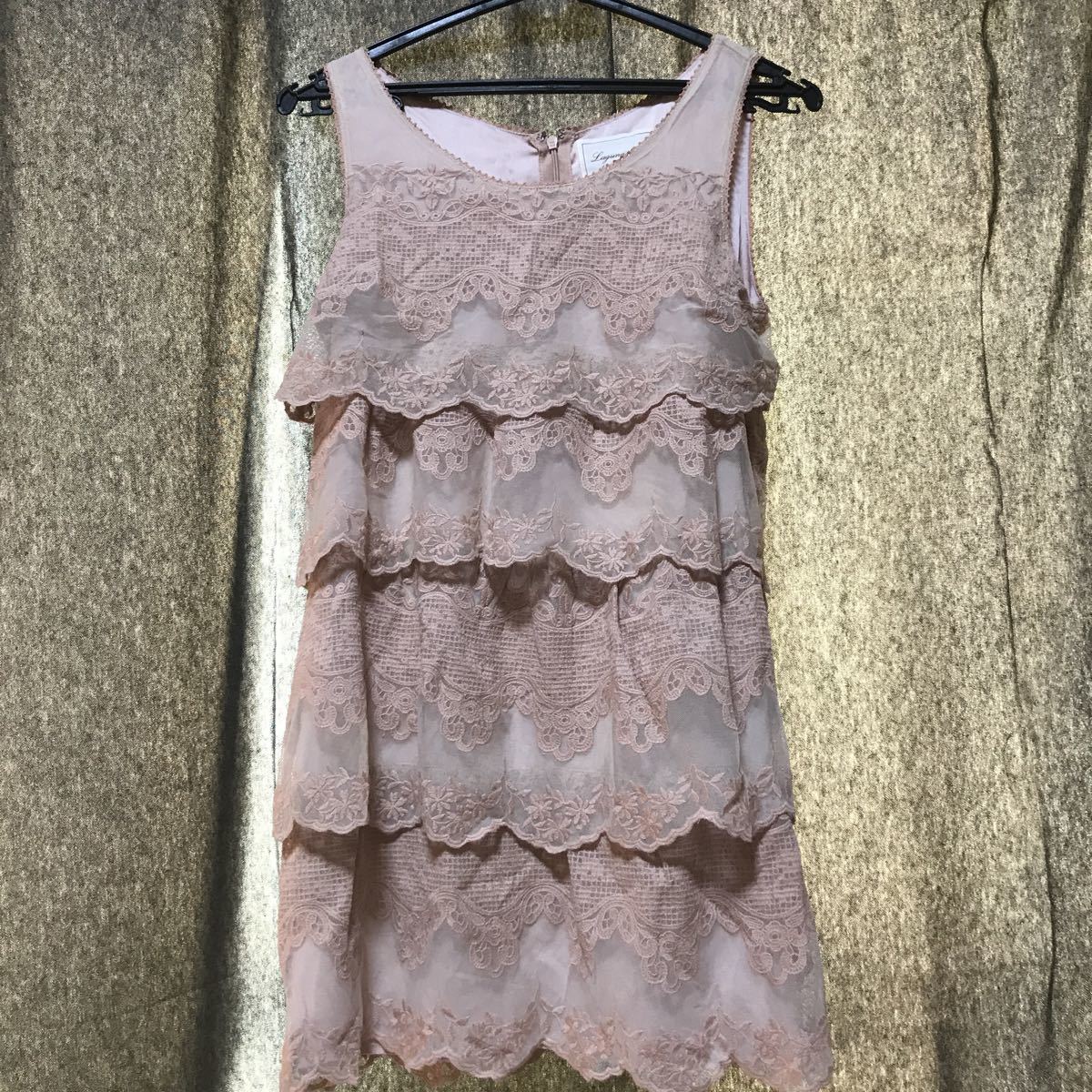 新品人気完売品 LagunaMoon ワンピース ピンク 定価9975円 ね拍卖