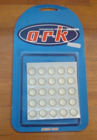 展示品!新品 A・R・K DECK PADS(エーアールケイデッキパッド)スノーボード用(粒型タイプ)拍卖