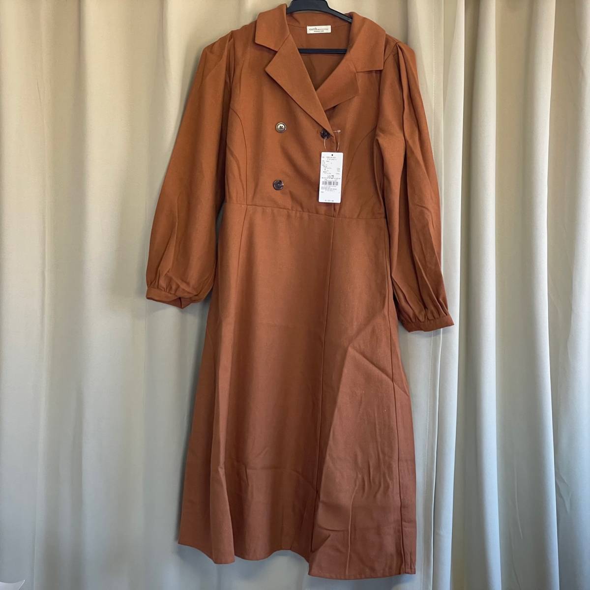 未使用 保管品 earth music&ecology アースミュージック&エコロジー ダブルブレストワンピース ワンピース キャメル F拍卖