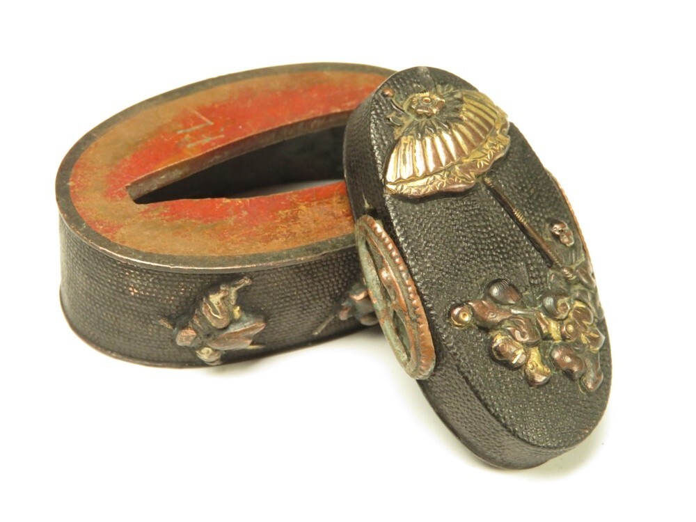 【9070】刀装具(鎧・刀・短刀・縁頭)江戸〜明治 赤銅地 唐子 象嵌 縁頭(初品・買取品)拍卖