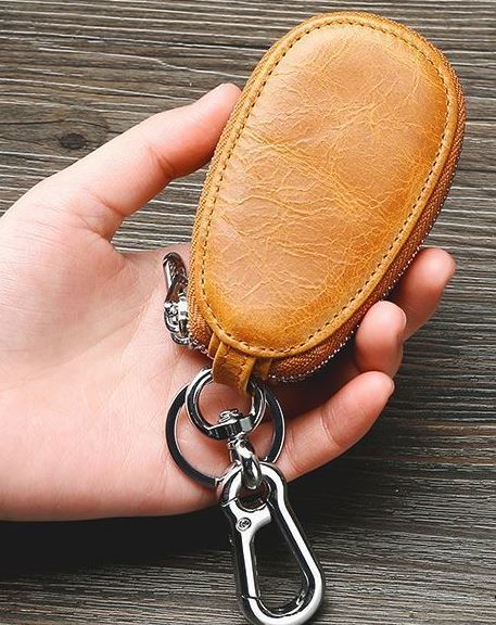 NEW 送料無料 ダブルファスナー キーケース スマートキーケース レザー 本革 作りで本格派 キャメル色拍卖
